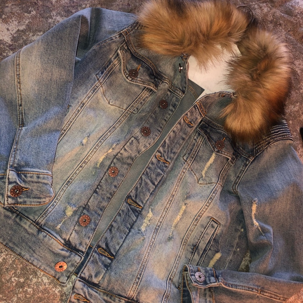 Brand New Denim Jacket W/Fur Collar